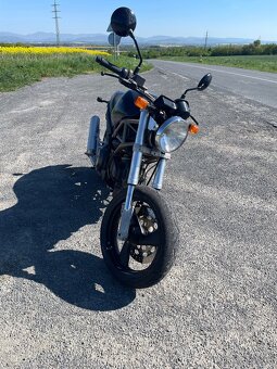 Ducati monster 600 - 2