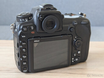 Nikon D500 - 2