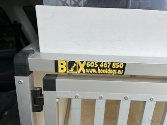 Box do auta na psa - 2