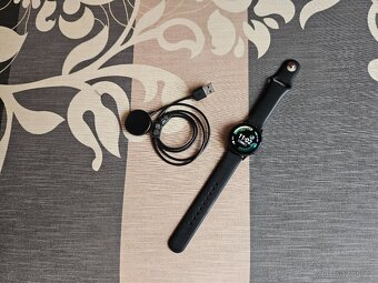 Chytré hodinky Samsung Galaxy Watch Active2 40mm černé - 2