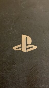 Playstation 4 Pro - 2