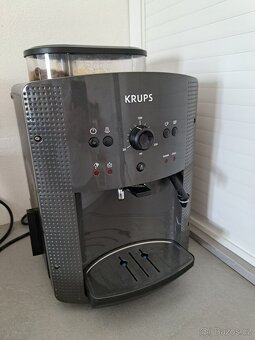 Kávovar Krups EA810 - 2