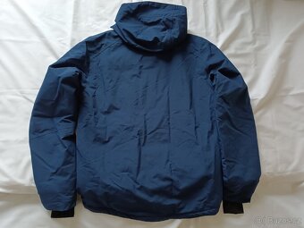 Prodám zimní bundu vel. S 44/46 tm. modrá - 2