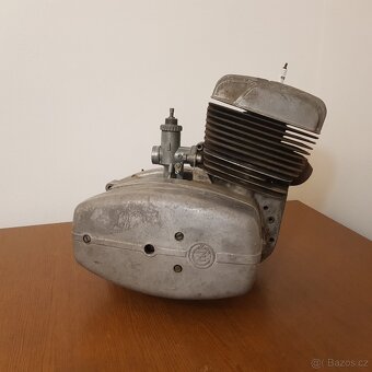 ČZ 175/477 - Motor - 2
