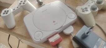 Sony PlayStation One Slim - 2