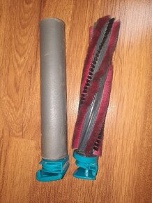 Náhradní kartáč a vytiraci váleček - 2