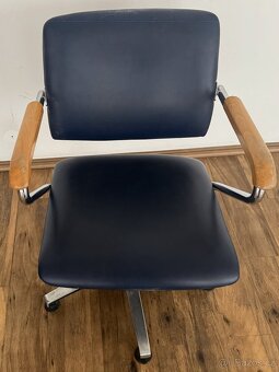 Hydraulické kadeřnické židle - 2