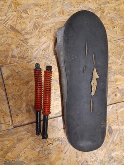 Jawa 50/20, 21, 23 mustang zadni tlumice, sedlo - 2