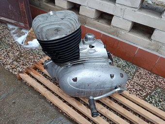 Motor Jawa 250, typ 559 panelka - 2