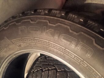 Sada celoroční pneu Nokian 235/65/17 - 2