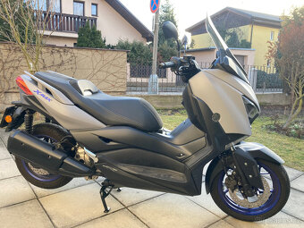 Yamaha XMAX 300 - 2