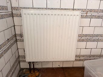 Prodám radiátory 17 ks - 2