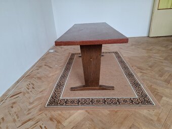Konferenční stolek + koberec - 2
