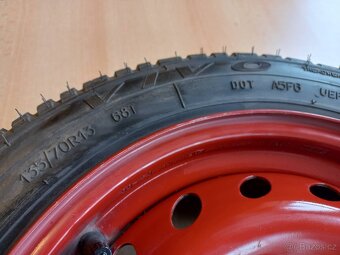 Rezervní kolo 135/70 R13 - 2