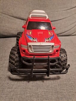 Monster Truck - auto - 2