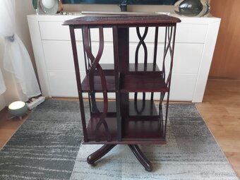 Knihovna Thonet - 2