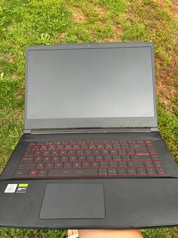 MSI GF63 Thin 10SCXR-410CZ – herní notebook - 2