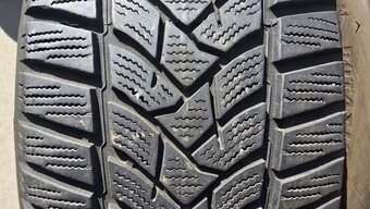Zimní pneu 215/60/16 Dunlop - 2