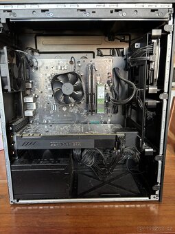 OMEN by HP Obelisk Desktop 875-0xxx - 2