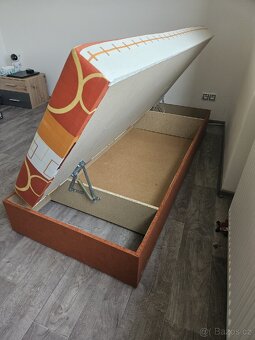Prodám postel - 2