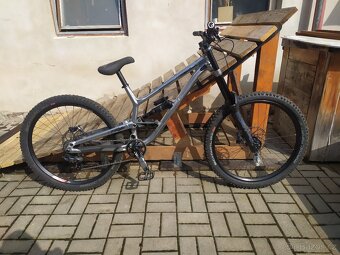 Commencal Furious 2021 vel. M - 2