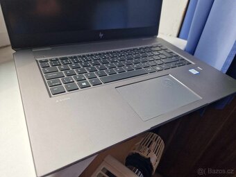 HP ZBook Studio G5 - ZÁNOVNÍ,i7,16GB RAM,4K, 500GB SSD, Dok - 2