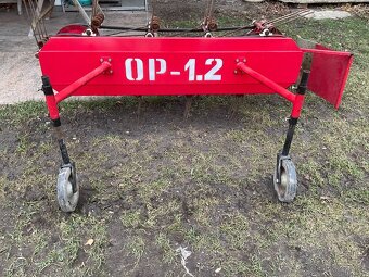 Prodám obraceč sena OP-1.2 na MF-70 - 2
