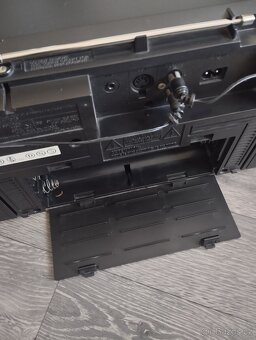 Radiomagnetofon Toshiba - 2
