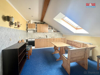 Pronájem bytu 1+kk, 58 m², Jindřichův Hradec, ul. Belgická - 2