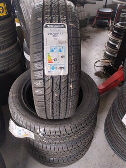 Letní pneu Barum 215/60 R17 - 2