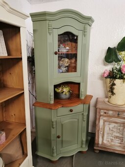 Rohová vitrína Cottage Green Maxi. - 2