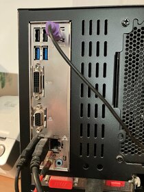 Herní stolní PC Micro ATX case + 22" LCD, klávesnice, myš - 2