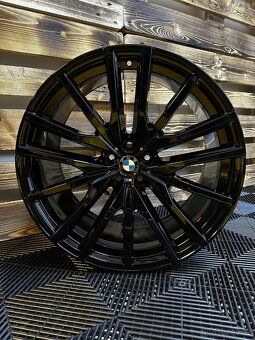 BMW - orig. ALU disky 5x112 R22 pro modely X5, X6 - 2