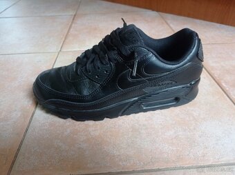 Jako nové kožené tenisky Nike - vel. 42,5 - 2