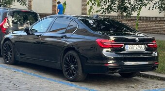BMW 7 12/2016 xdrive 180xxxkm - 2