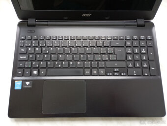 Acer E5-511-4xjádro-4g ram-500g hdd-3hod baterie - 2