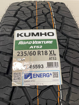 Kumho Road Venture AT52 235/60 R18 107H XL 4Ks celoroční - 2