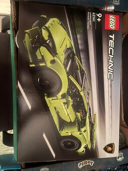 Lamborghini huracan lego technic 42161 - 2