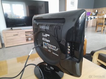 Prodám monitor Samsung - 2