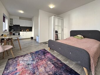Pronájem bytu 1+kk, 30 m2 v novostavbě bytového domu v ulici - 2