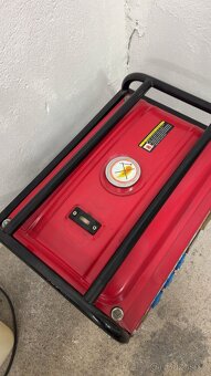 Elektrocentrála Honda, generátor - 2