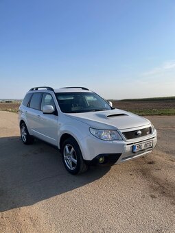 Subaru Forester 2.5 XT - 2