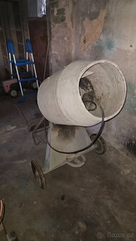 Stavební míchačka - 2