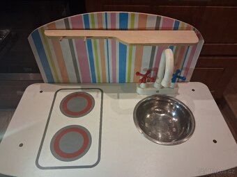 Dřevěná kuchyňka vč. příslušenství - 2