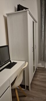 Šatní skříň bílá - 2