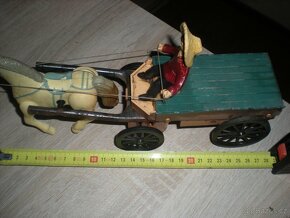 stará hračka, povoz, pvc - 2