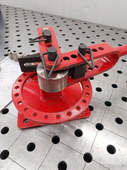 Ruční ohýbačka - 2