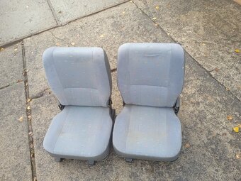 Zadní sedadla Suzuki Samurai - 2