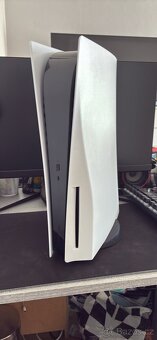 PlayStation 5 s mechanikou - 2