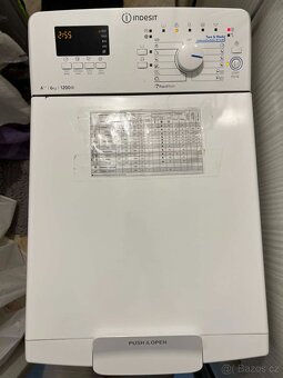 Pračka Indesit - 2